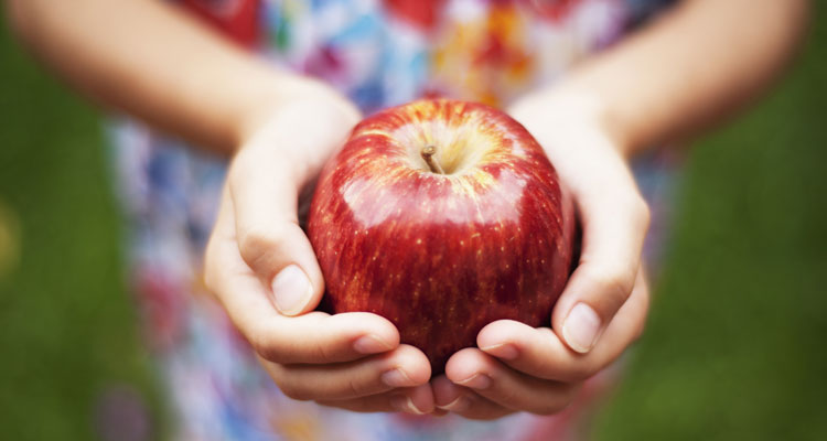 Pourquoi vous devriez vraiment manger une pomme par jour